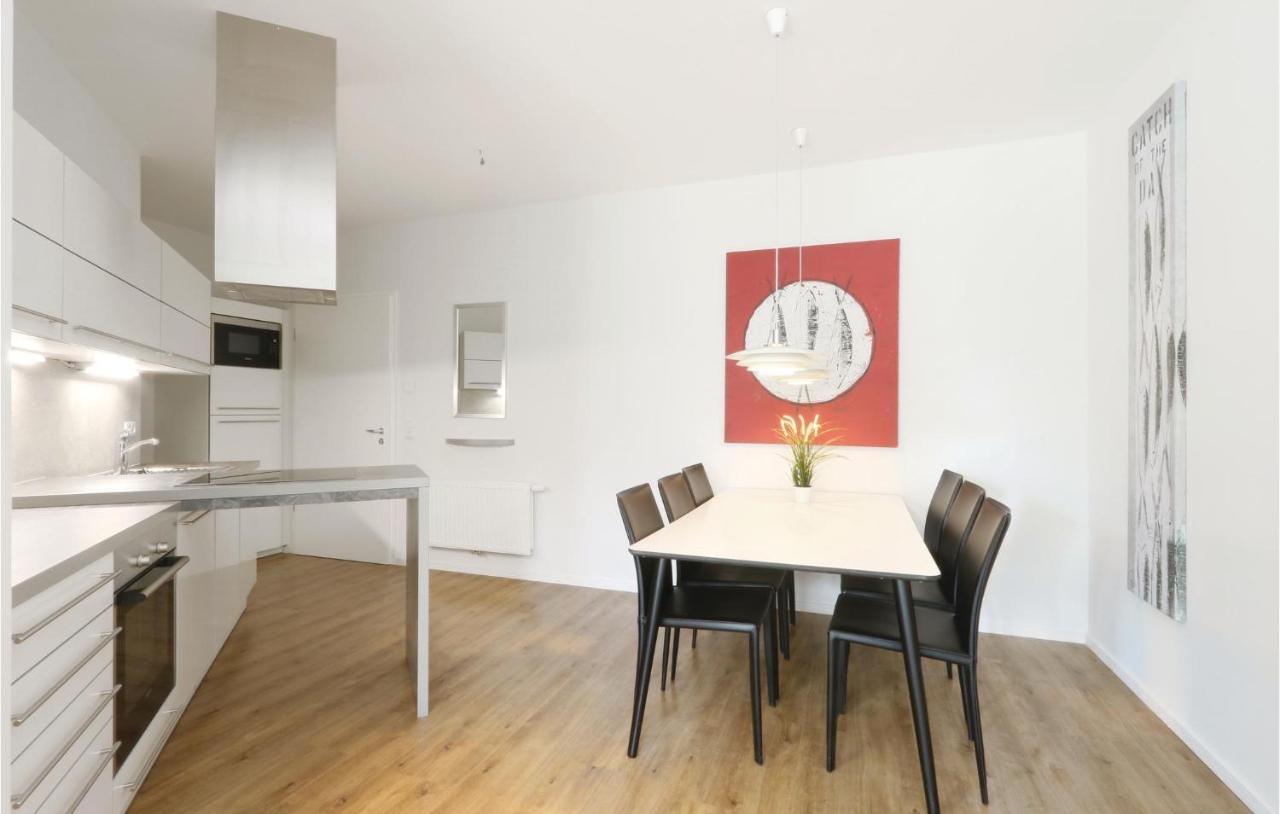 Stunning Apartment In Luebeck Travemuende With Wifi Екстериор снимка